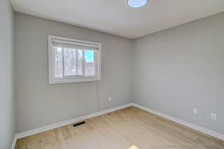 350 Pickering Crescent, Newmarket, ON L3Y 8G7, Canada, ,  
