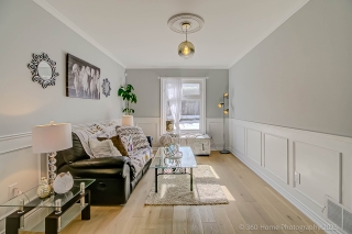 350 Pickering Crescent, Newmarket, ON L3Y 8G7, Canada, ,  