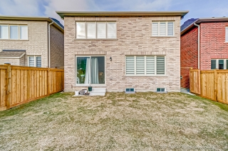 83 Carriage Shop Bend, East Gwillimbury, ON L9N 0Y2, Canada, ,  