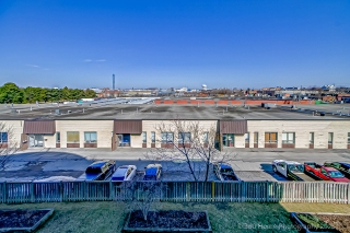 Unit 426-60 Fairfax Crescent, Scarborough, ON M1L 0E1, Canada, ,  