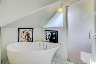 75 Northcliffe Blvd, Toronto, ON M6H 3H3, Canada, ,  