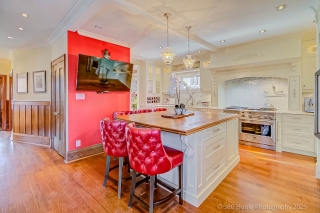 75 Northcliffe Blvd, Toronto, ON M6H 3H3, Canada, ,  