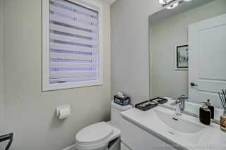 Unit 7-2 Church St, Maple, ON L6A 5A8, Canada, ,  