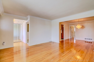 303 Pellatt Ave, North York, ON M9N 3P2, Canada, ,  