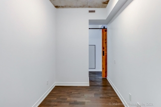 Unit 502-560 King St W, Toronto, ON M5V 1M3, Canada, ,  