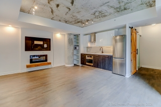 Unit 502-560 King St W, Toronto, ON M5V 1M3, Canada, ,  