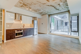Unit 502-560 King St W, Toronto, ON M5V 1M3, Canada, ,  