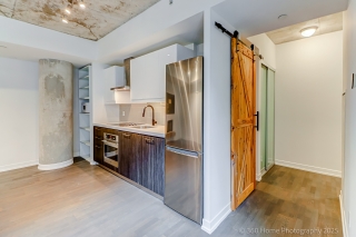 Unit 502-560 King St W, Toronto, ON M5V 1M3, Canada, ,  