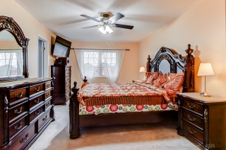 652 Lott Crescent, Milton, ON L9T 7P7, Canada, ,  