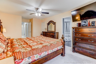 652 Lott Crescent, Milton, ON L9T 7P7, Canada, ,  