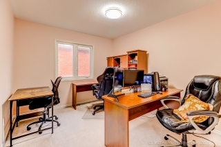 652 Lott Crescent, Milton, ON L9T 7P7, Canada, ,  