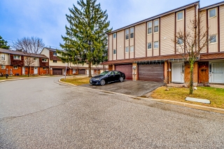 Unit 59-51 Yellow Birchway, Toronto, ON M2H 2S9, Canada, ,  