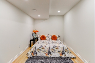 24 Coho Dr, Whitby, ON L1P 0K6, Canada, ,  