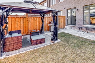 24 Coho Dr, Whitby, ON L1P 0K6, Canada, ,  