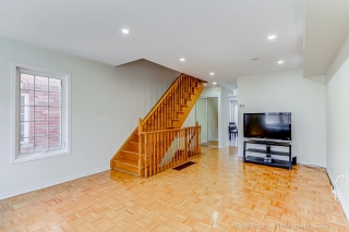 39 Birdstone Crescent, Toronto, ON M6N 5H6, Canada, ,  