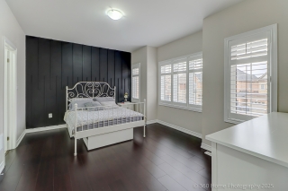 10 Divinity Cir, Brampton, ON L7A 3Y4, Canada, ,  