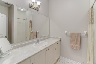 10 Divinity Cir, Brampton, ON L7A 3Y4, Canada, ,  
