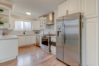 109 Thickson Rd S, Whitby, ON L1N 2C7, Canada, ,  