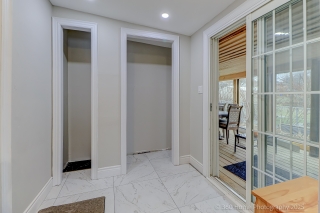 109 Thickson Rd S, Whitby, ON L1N 2C7, Canada, ,  
