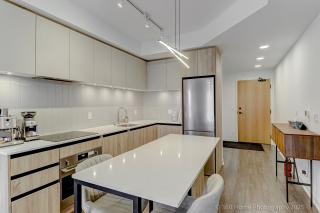 Unit 902-7950 Bathurst St, Vaughan, ON L4J 0L4, Canada, ,  