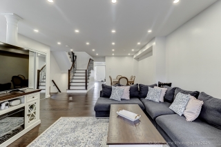 199 Equator Crescent, Maple, ON L6A 2Y2, Canada, ,  