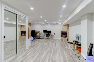 199 Equator Crescent, Maple, ON L6A 2Y2, Canada, ,  