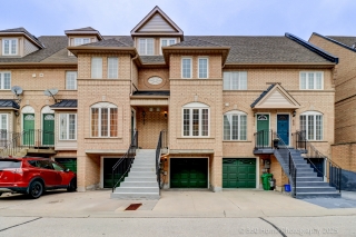 Unit 67-80 Strathaven Dr, Mississauga, ON L5R 3V9, Canada, ,  