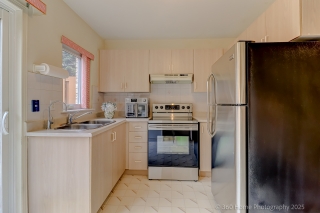 Unit 67-80 Strathaven Dr, Mississauga, ON L5R 3V9, Canada, ,  