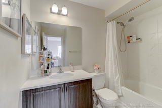 213 Danzatore Path, Oshawa, ON L1L 0P9, Canada, ,  