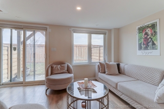 213 Danzatore Path, Oshawa, ON L1L 0P9, Canada, ,  
