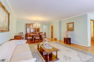 77 Fontainbleau Dr, North York, ON M2M 1P1, Canada, ,  