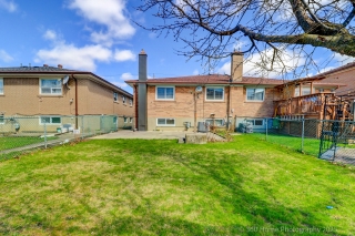77 Fontainbleau Dr, North York, ON M2M 1P1, Canada, ,  