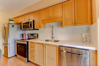 Unit 08-37 Four Winds Dr, North York, ON M3J 1K7, Canada, ,  