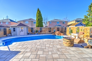 99 Deverell St, Whitby, ON L1R 1V9, Canada, ,  