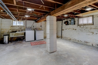 22 Banff Rd, Toronto, ON M4S 2V5, Canada, ,  