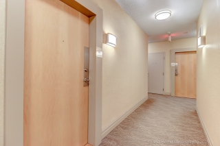 Unit 302-8 Scollard St, Toronto, ON M5R 1E9, Canada, ,  
