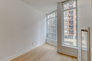 Unit 302-8 Scollard St, Toronto, ON M5R 1E9, Canada, ,  