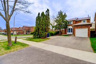 28 Longsword Dr, Scarborough, ON M1V 3A3, Canada, ,  
