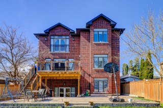 101 Spruce Ave, Richmond Hill, ON L4C 6V9, Canada, ,  