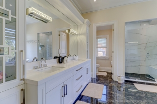 101 Spruce Ave, Richmond Hill, ON L4C 6V9, Canada, ,  