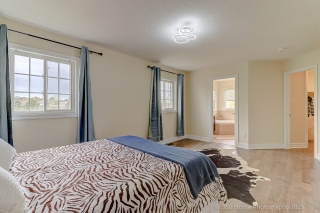 42 Robert Wilson Cres, Georgina, ON L4P 0G9, Canada, ,  
