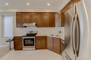 42 Robert Wilson Cres, Georgina, ON L4P 0G9, Canada, ,  