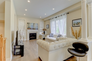 42 Robert Wilson Cres, Georgina, ON L4P 0G9, Canada, ,  