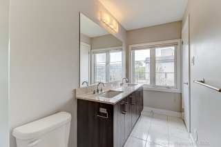 560 Mermaid Cres, Mississauga, ON L5G 0B3, Canada, ,  