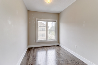 560 Mermaid Cres, Mississauga, ON L5G 0B3, Canada, ,  