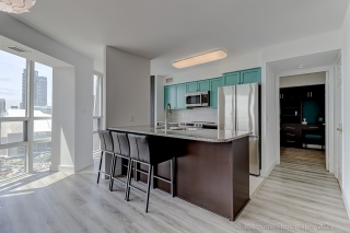 Unit 3311-30 Grand Trunk Crescent, Toronto, ON M5J 3A4, Canada, ,  