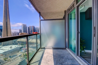 Unit 3311-30 Grand Trunk Crescent, Toronto, ON M5J 3A4, Canada, ,  