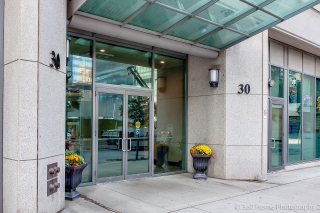 Unit 3311-30 Grand Trunk Crescent, Toronto, ON M5J 3A4, Canada, ,  