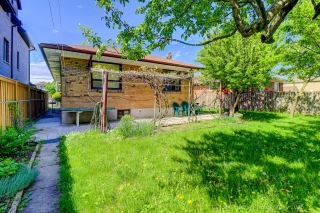 119 Regina Ave, North York, ON M6A 1R8, Canada, ,  
