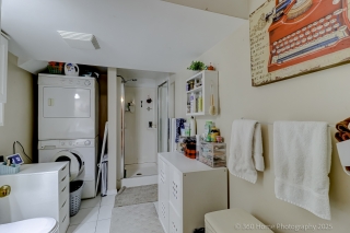 379 Huron St, Toronto, ON M5S 2G5, Canada, ,  
